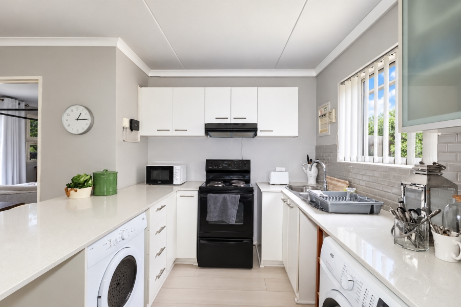 1 Bedroom Property for Sale in Big Bay Western Cape